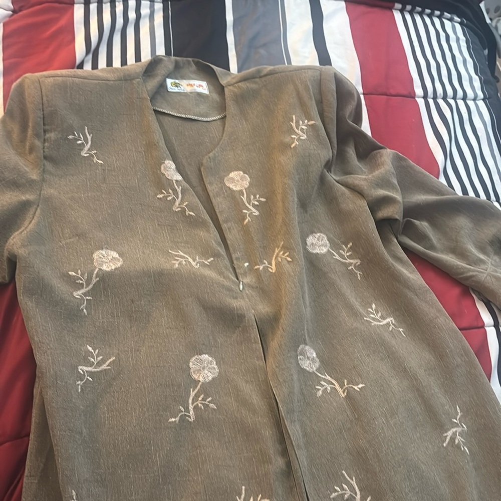 Embroidered Drrss